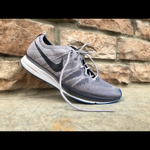 nike flyknit trainer size 10